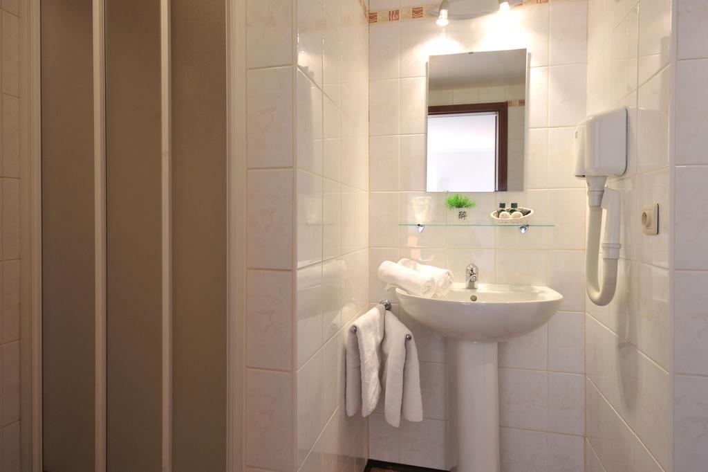 Hotel Du Perron Theux Pokoj fotografie